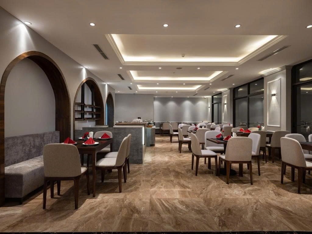 BÁN TÒA KHÁCH SẠN TRẦN THÁI TÔNG - 137M² x 8 TẦNG - MT 8M - DÒNG TIỀN 180TR/TH - 70 TỶ - Ảnh 1